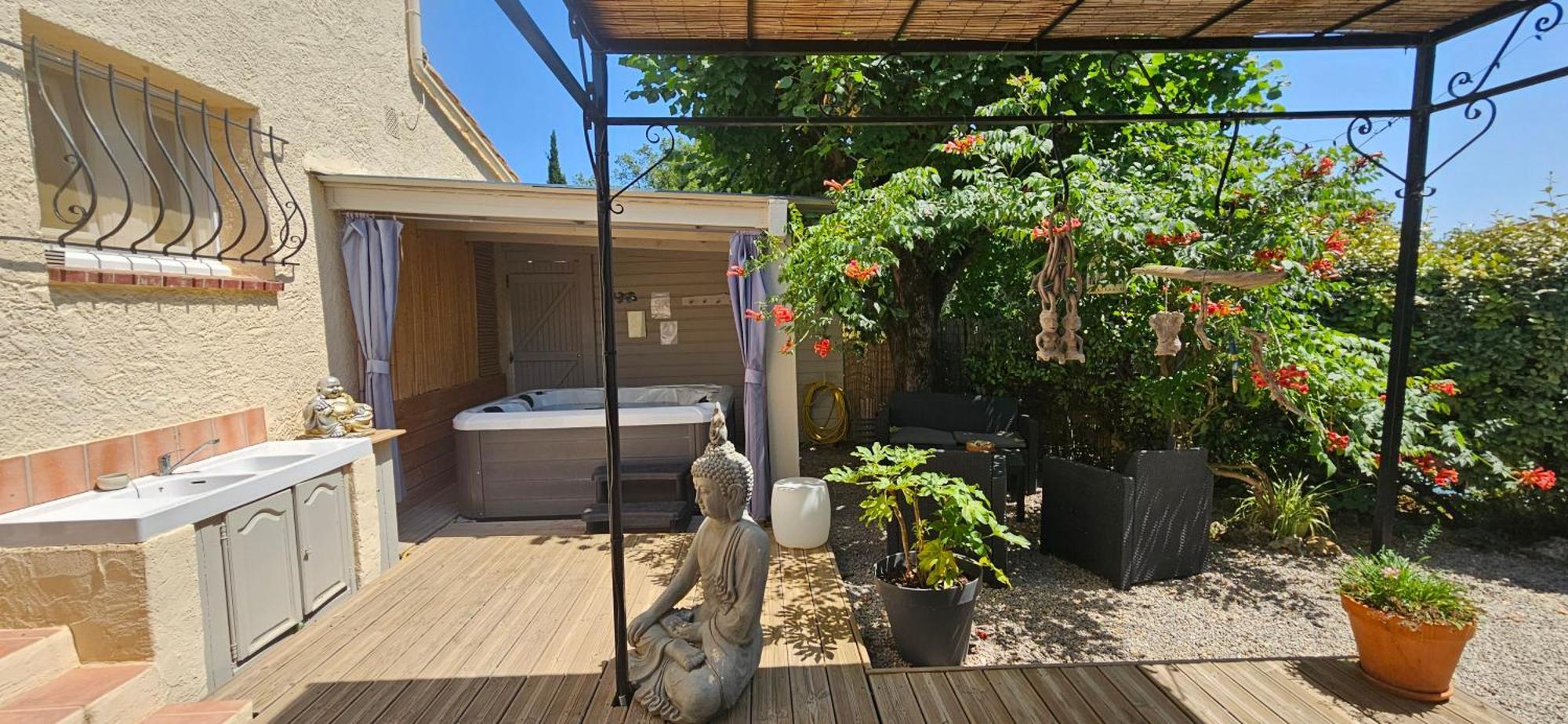 Gite Lapaz/Jacuzzi Prive/Piscine Драгинян Екстериор снимка
