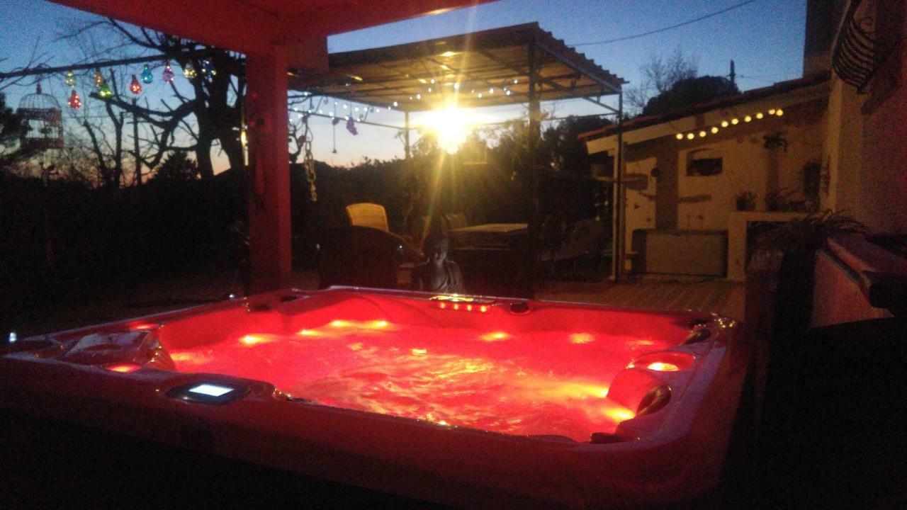 Gite Lapaz/Jacuzzi Prive/Piscine Драгинян Екстериор снимка